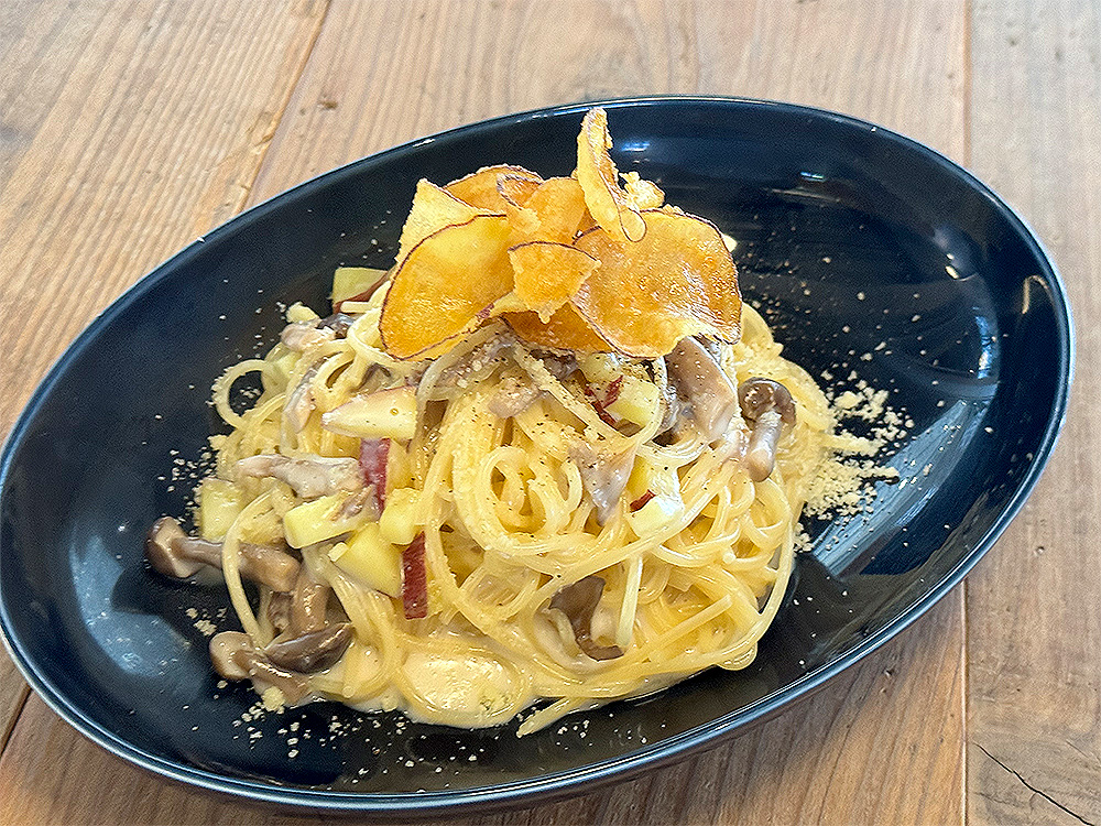 さつまいもときのこのチーズクリームパスタ