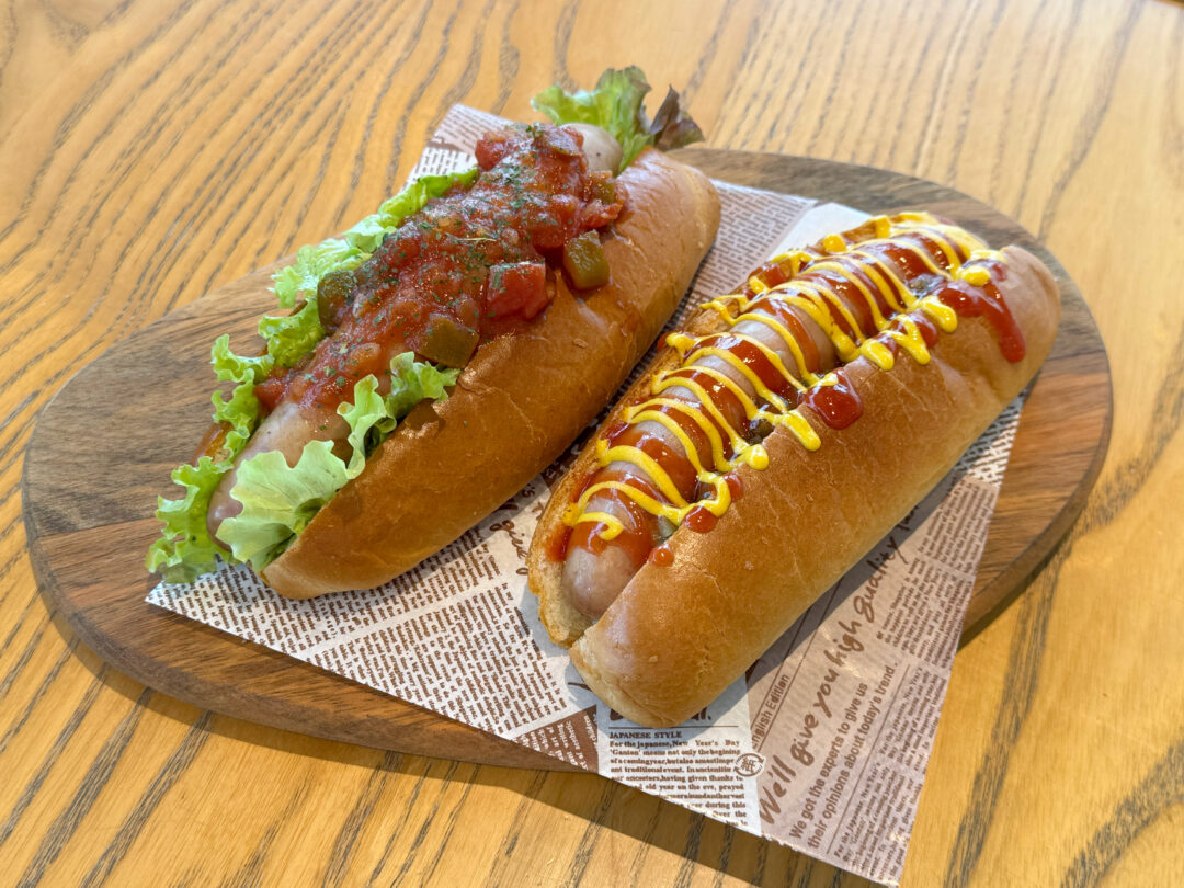ホットドッグ　コテカフェ