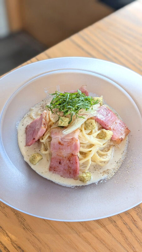 ベーコンと香味野菜の和風ビシソワーズ冷製パスタ